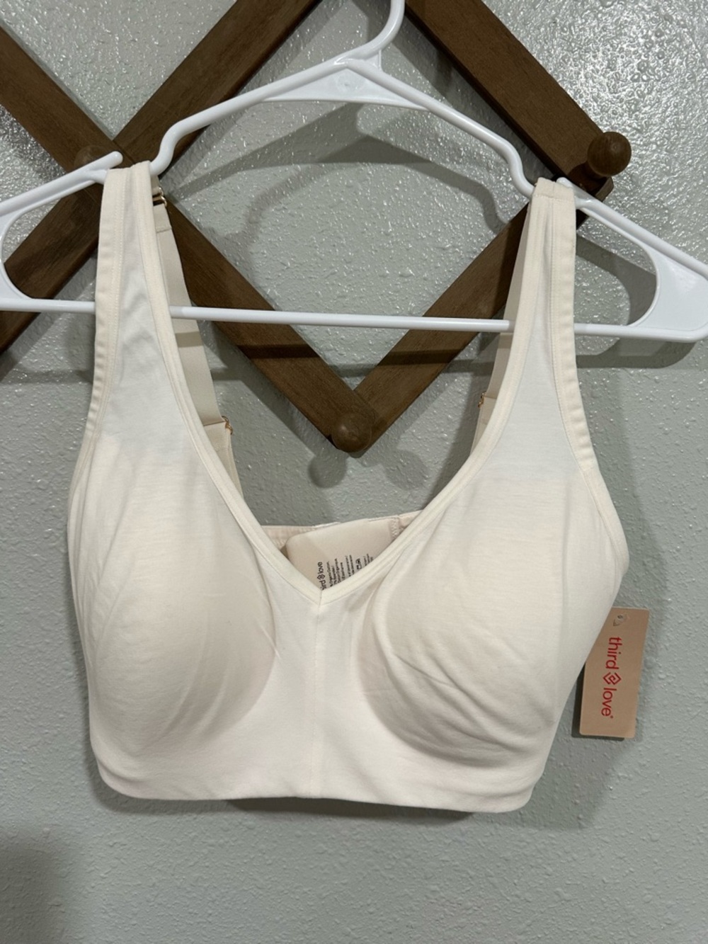 NWT Thirdlove Wireless Bra/Brallet Womans Size M Beige Adjustable Straps
